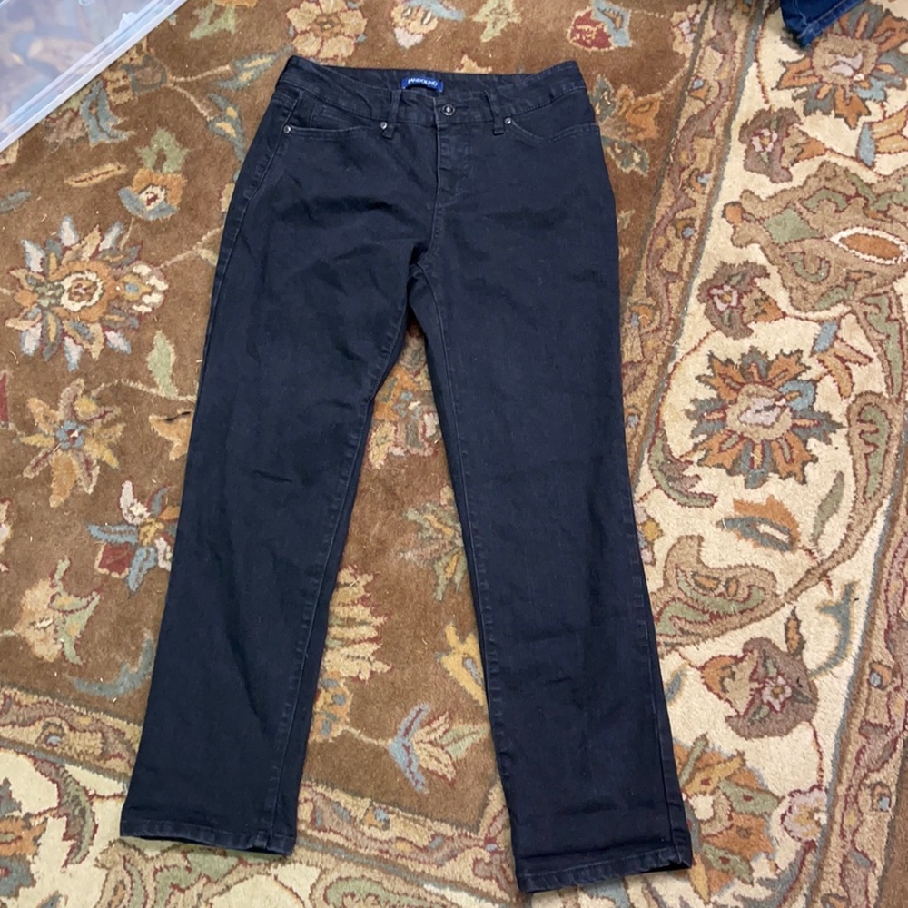 Black mom jeans